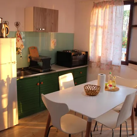 Anastazia's Seaside * Roda (Corfu)